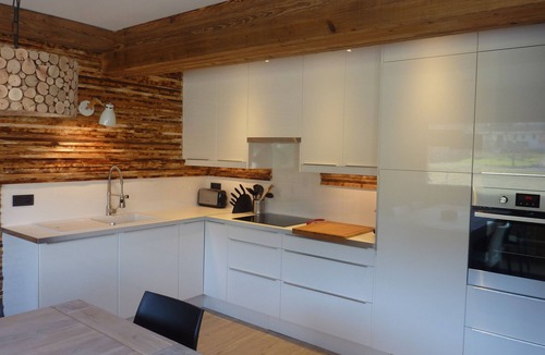 Crest-Voland Apartment | The Refuge de l'Eterlou in the center of the village, 100m from the slopes!