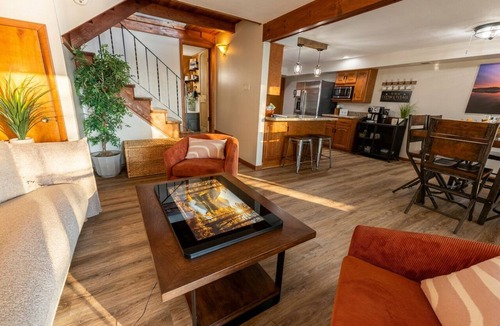 Decatur House | The Ridge | Lake Front | Hot Tub | Kayak+Pvt Dock