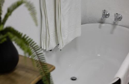Muldersdrift House | The River Guestroom