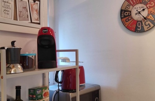 Fezzano Apartment | THE SEA IN FRONT. FREE parking.