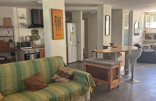 Livorno Apartment | The Ship Leaf, in nature by the sea