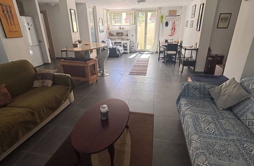Livorno Apartment | The Ship Leaf, in nature by the sea