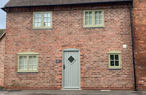Shottery House | The Snug Entire home Sleeps 2, Stratford upon Avon