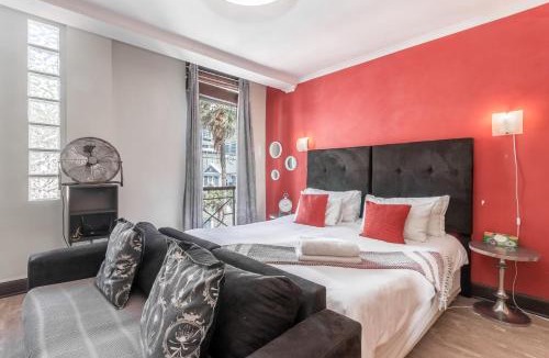 Cape Town City Centre Apartment | *The Square* City Centre Apartment*Parking & Pool