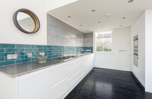 Stockbridge Apartment | The Stockbridge Photography Studio, 3 bedrooms, 1 bath