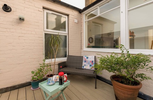 Stockbridge Apartment | The Stockbridge Photography Studio, 3 bedrooms, 1 bath