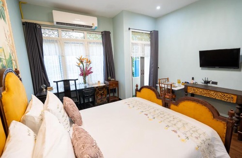 Talat Noi Bed & Breakfast | The Unforgotten B&B