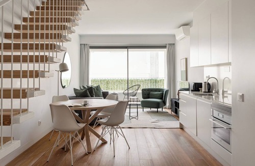 Sao Jorge de Arroios Apartment | The Urban Oasis–Elegant 2-Bedroom Duplex in Lisbon
