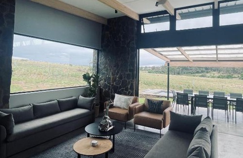 Johannesburg Villa | The Villa at 40 Acres - Self-Catering Luxury Farmhouse on 16 hectares