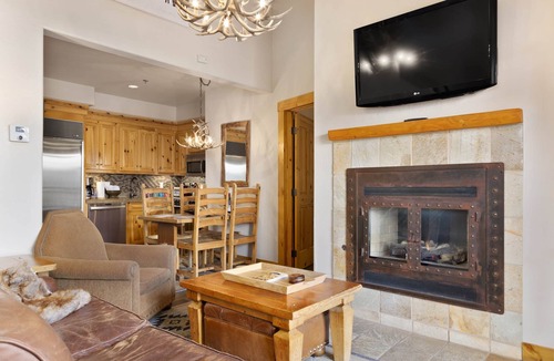 Mountain Village Condo | The Village Basecamp: Ski, Soak, Sip | 2bd/2bth