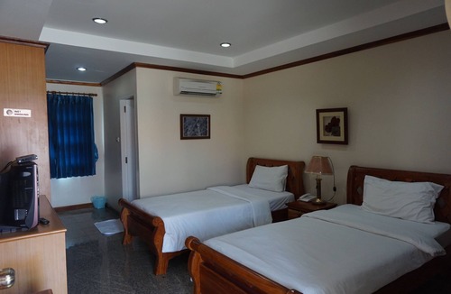 Nok Mueang Hotel | Thon Koon Resort