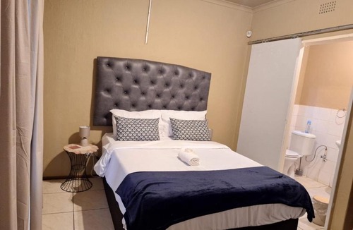 Greater Johannesburg Metropolitan Area Apartment | Three-Bedroom House at 16 Durham Street, Kensington, Johannesburg, With Backup Power Supply