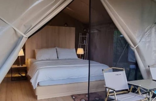 Nungnung Hotel | Tikumbar - Glamping, Cafe, Camping Ground & Campervan