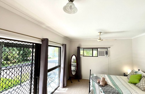 Wongaling Beach House | Timana 1 Townhouse Across from the Beach