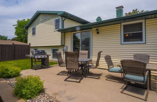 Ashwaubenon House | Title Town Brat House across the street from Lambeau Field!