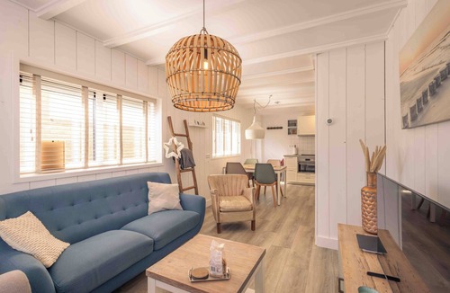 Egmond aan Zee Apartment | Top location! Next to the lighthouse, beach 50m SAND
