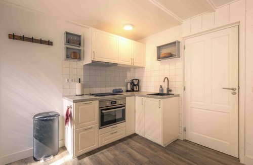 Egmond aan Zee Apartment | Top location! Next to the lighthouse, beach 50m SAND