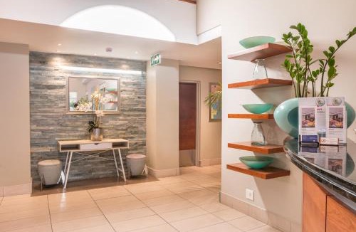 Constantia Kloof Hotel | Town Lodge Roodepoort