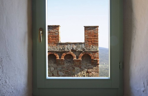 Monte Benichi House | Townhouse Casa Gorizia - Authentic Tuscany