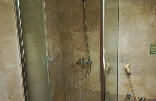 Cikini Hotel | Townhouse Oak Jakarta near Monumen Nasional formerly Hotel Bintang Wisata Mandiri