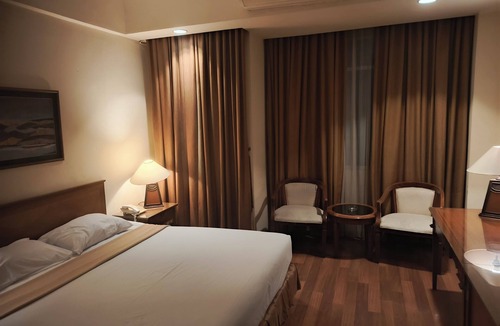 Cikini Hotel | Townhouse Oak Jakarta near Monumen Nasional formerly Hotel Bintang Wisata Mandiri