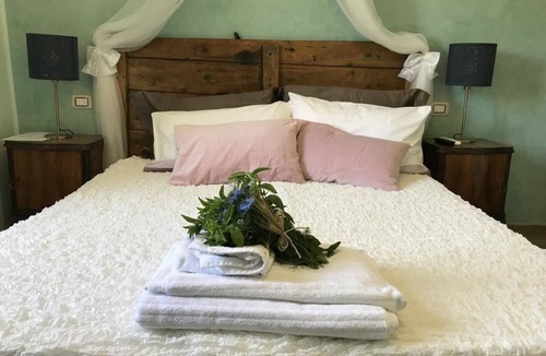 Noceto Bed & Breakfast | Tra i Campi Di Papaveri