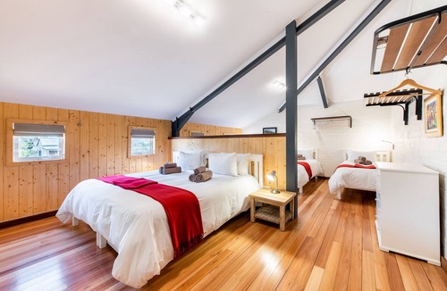 Elgin Hostel | Trails End Bike Hotel