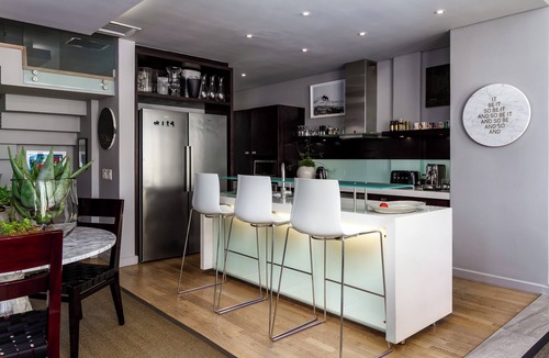Cape Town City Centre Apartment | Tranquil 3-bedroom apartment with AC in Cape Town