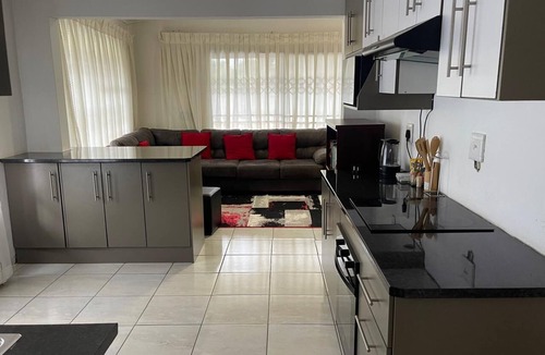 Rustenburg Apartment | Tranquil apartment with WiFi in Phokeng