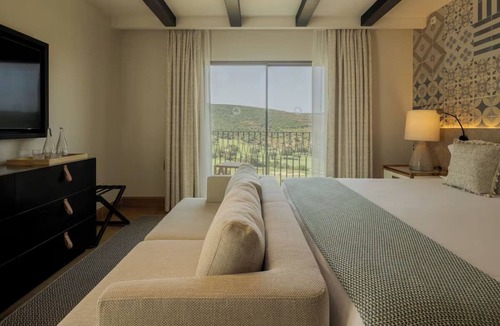 Tor Hotel | Tranquil Hillside Suite | Perfect for Recharging at Viceroy Ombria Algarve
