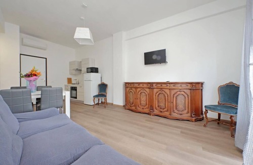 Gianicolense Apartment | Trastevere 3 by Flatinrome