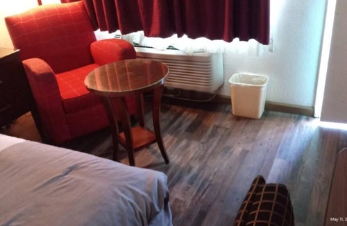 Ventura Hotel | Travelers Beach Inn
