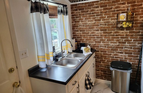Shelbyville Apartment | Traveling Professionals are welcome at the Shelby Wharf