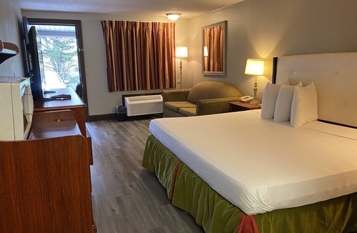 Russett Hotel | Travelodge by Wyndham Laurel/Ft. Meade/Near NSA