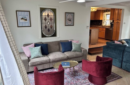 Saunderstown House | Trident Shores - Lake Views - Hot Tub - Sleeps 16