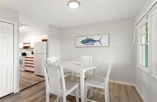 Buxton House | Tuna – Dog-Friendly & Steps from Buxton Beach