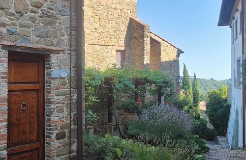 San Vincenti House | Tuscan Escape with pool and vineyard view - Gaiole in Chianti