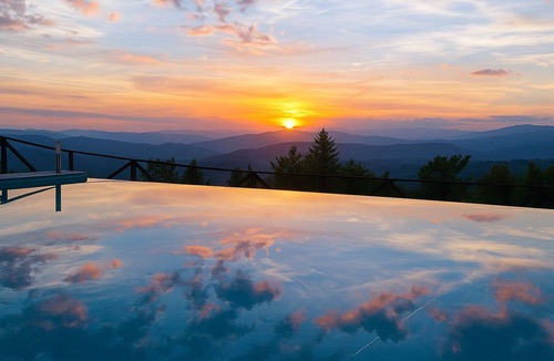 Pelago House | Tuscan villa with infinity salt private pool and jacuzzi on breathtaking view