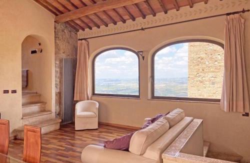San Gimignano City Centre Apartment | TWIN TOWER - unica al mondo - unique in the world