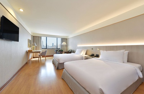 Rong Muang Hotel | Twin Towers Hotel