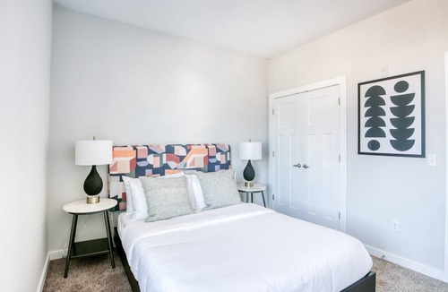 Music Row Apartment | TWO CozySuites Music Row Lovely Condo in Nashville