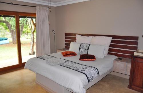 Brits Cabin | Ukutula Lion Lodge