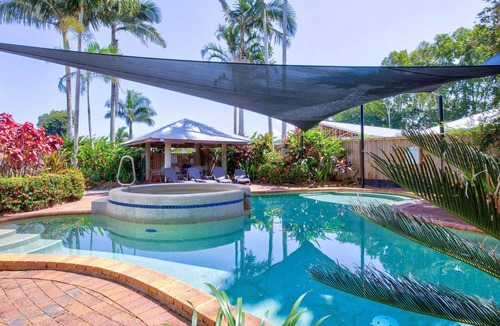 Wongaling Beach House | Ulysses 2 Beach front Apartment