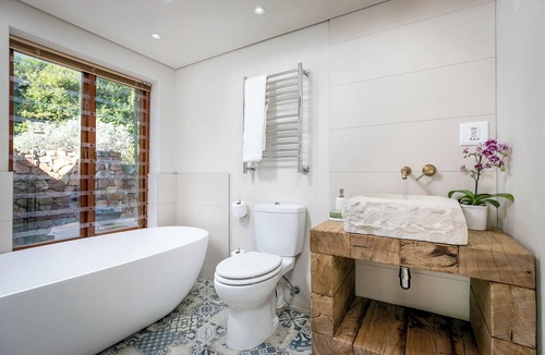 Noordhoek Cabin | Unique luxury 2 retreat set on 2 acres of botanical gardens.