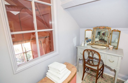 Deddington House | Unique renovated former chapel - Pass the Keys