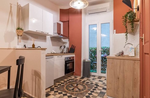 Old Town Apartment | Unique studio, Old Town Nice, 2min from the beach,AC
