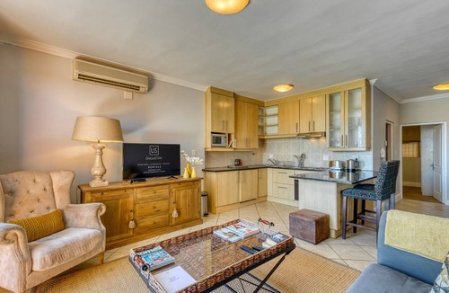 Stellenbosch Central Apartment | UniqueStay Oudehoek 1 Bedroom Apartment