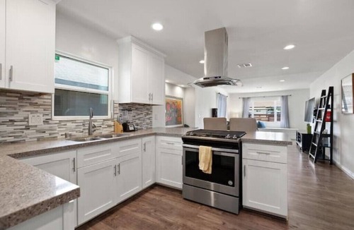 University Heights House | University Heights Dreamboat