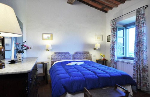 Bucine House | Unspoilt farmstay with private pool, amazing panorama over the valley and wine