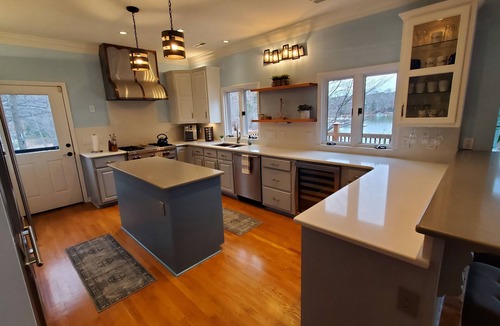Mayhew House | Updated Lakefront Home w/new Hot Tub & deep water dock, Sleeps 12.